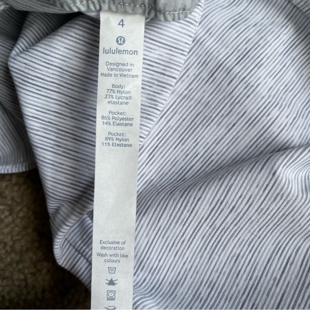Lululemon On The Fly Pant Sz 4 *28" - Picture 6 of 7